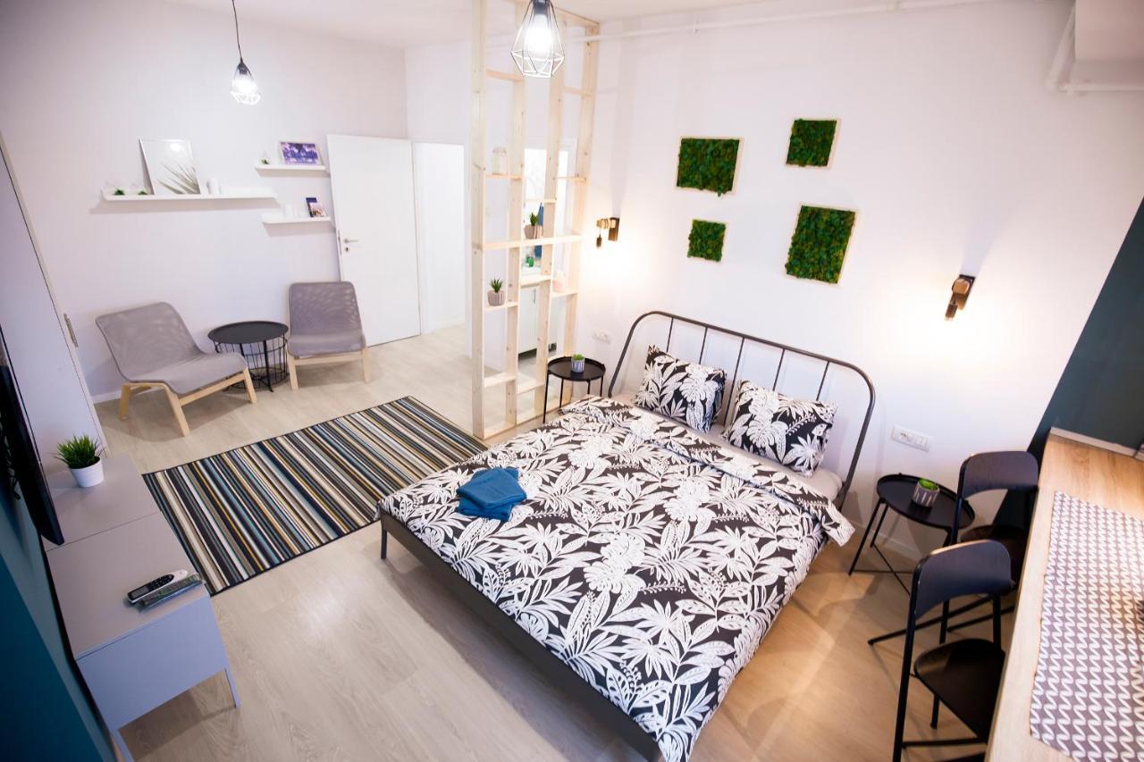 Ideal Studio Bukares Bagian luar foto